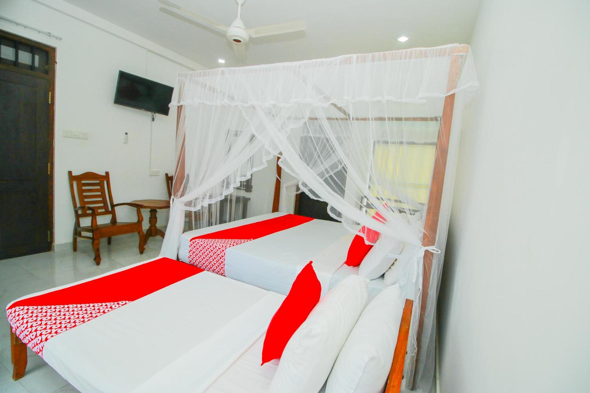 Onaro Beach View Matara Chambre photo